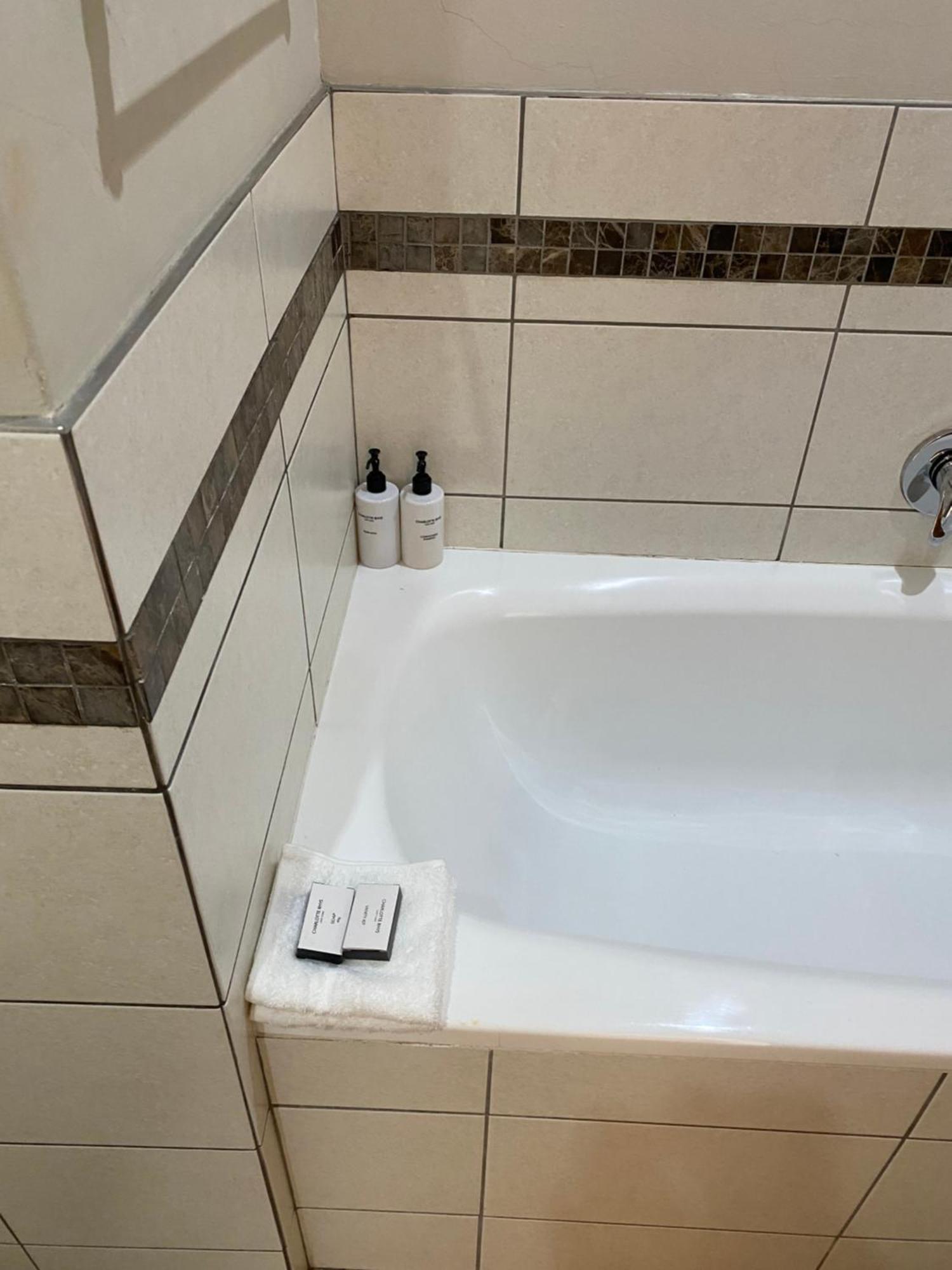 Manhattan Suite-canal Walk Mall