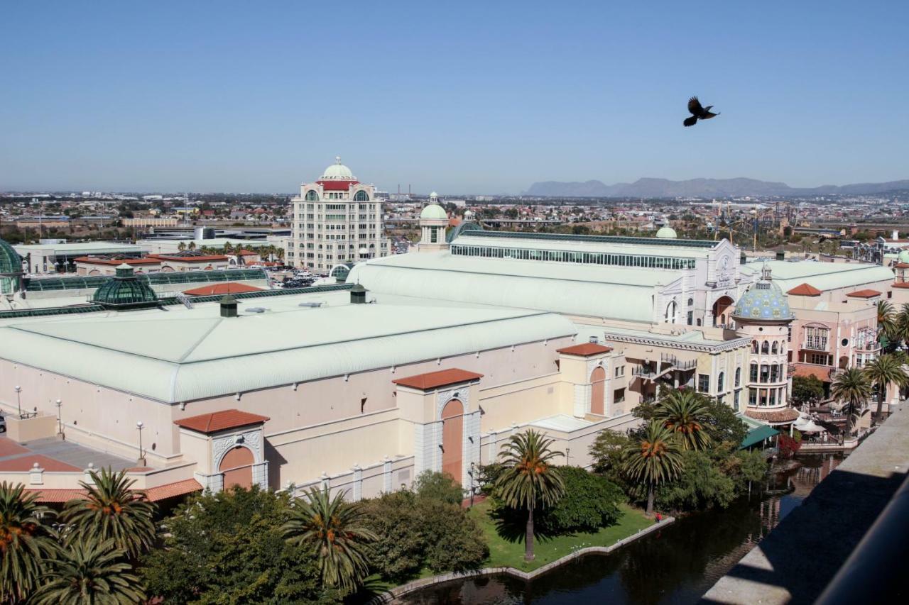 Manhattan Suite-canal Walk Mall Cape Town