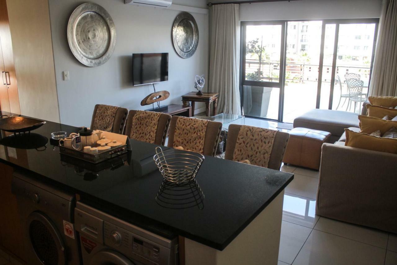 Manhattan Suite-canal Walk Mall